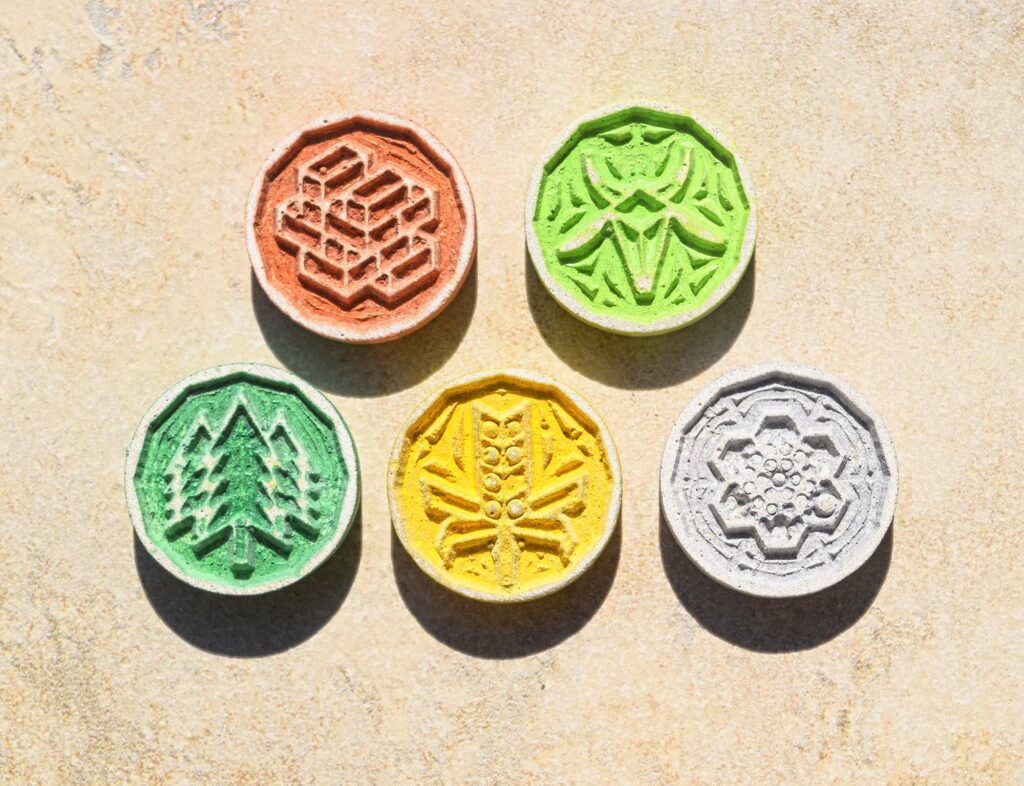 Settlers of Catan Chits - Kabinet Materia Gift Idea - Accessory